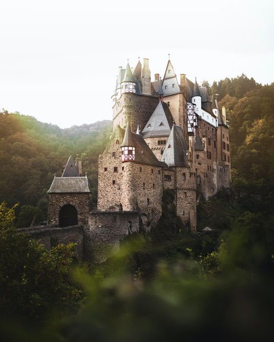 HOLLYWOOD CHATEAU™
